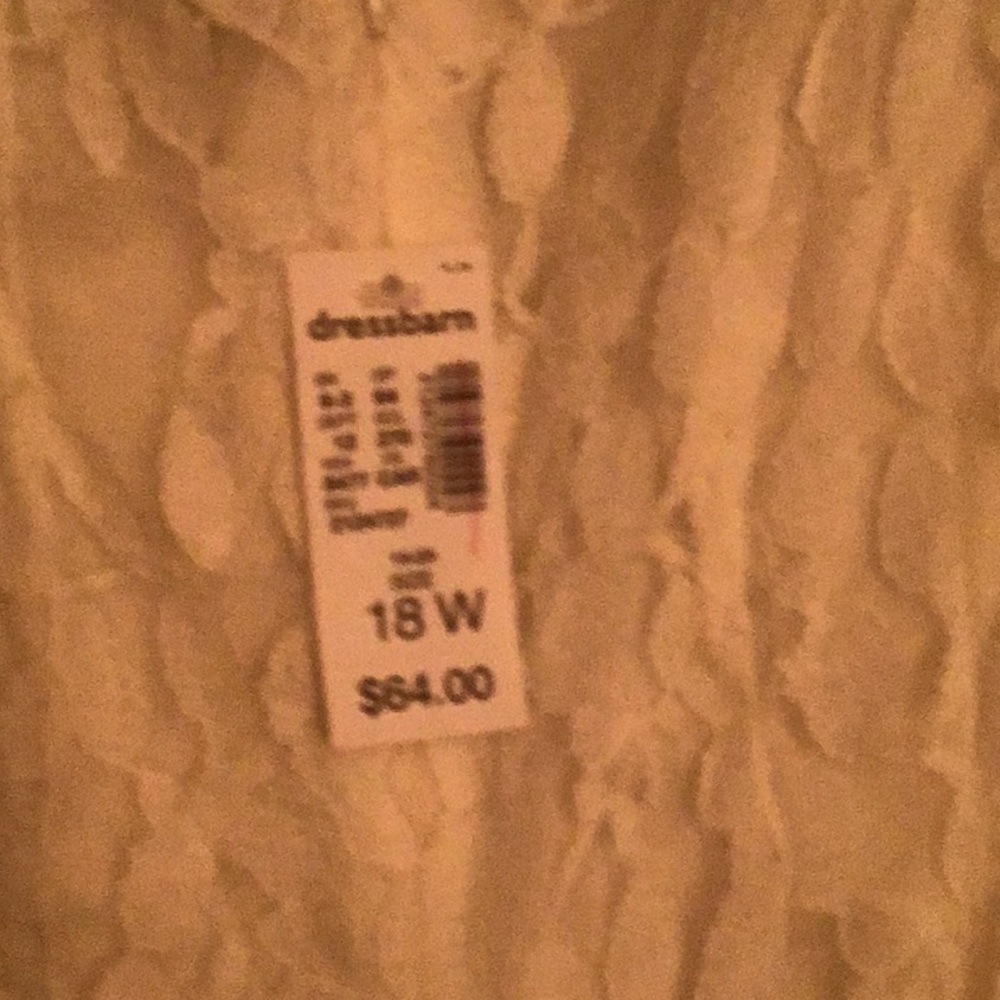 White lace dress new with tags never worn
